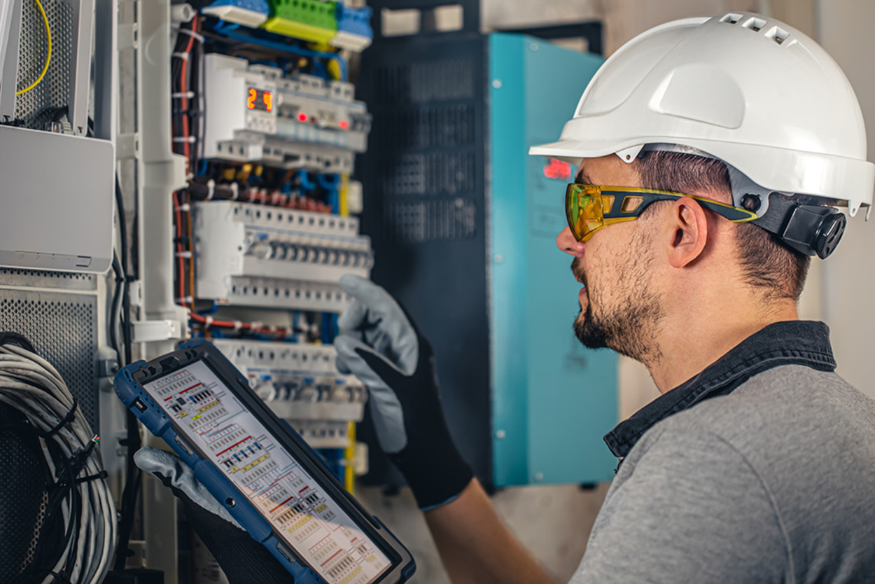 Industrie und Gewerbe bei Elektroprojekt Ertl in Schwandorf