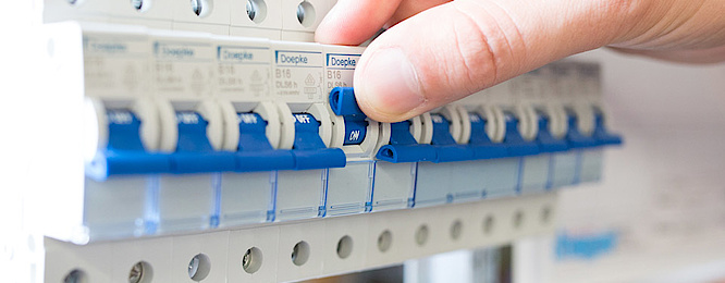 Schalt­schrank­bau bei Elektroprojekt Ertl in Schwandorf