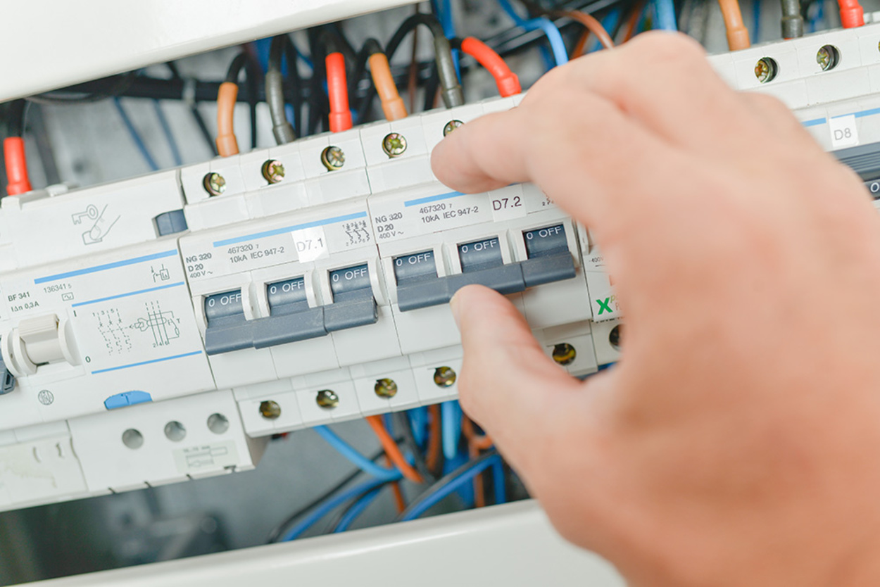 Schalt­schrank­bau bei Elektroprojekt Ertl in Schwandorf